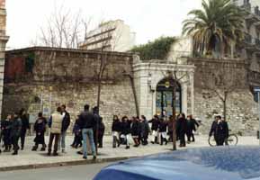 Resti del torrione di Porta Castello