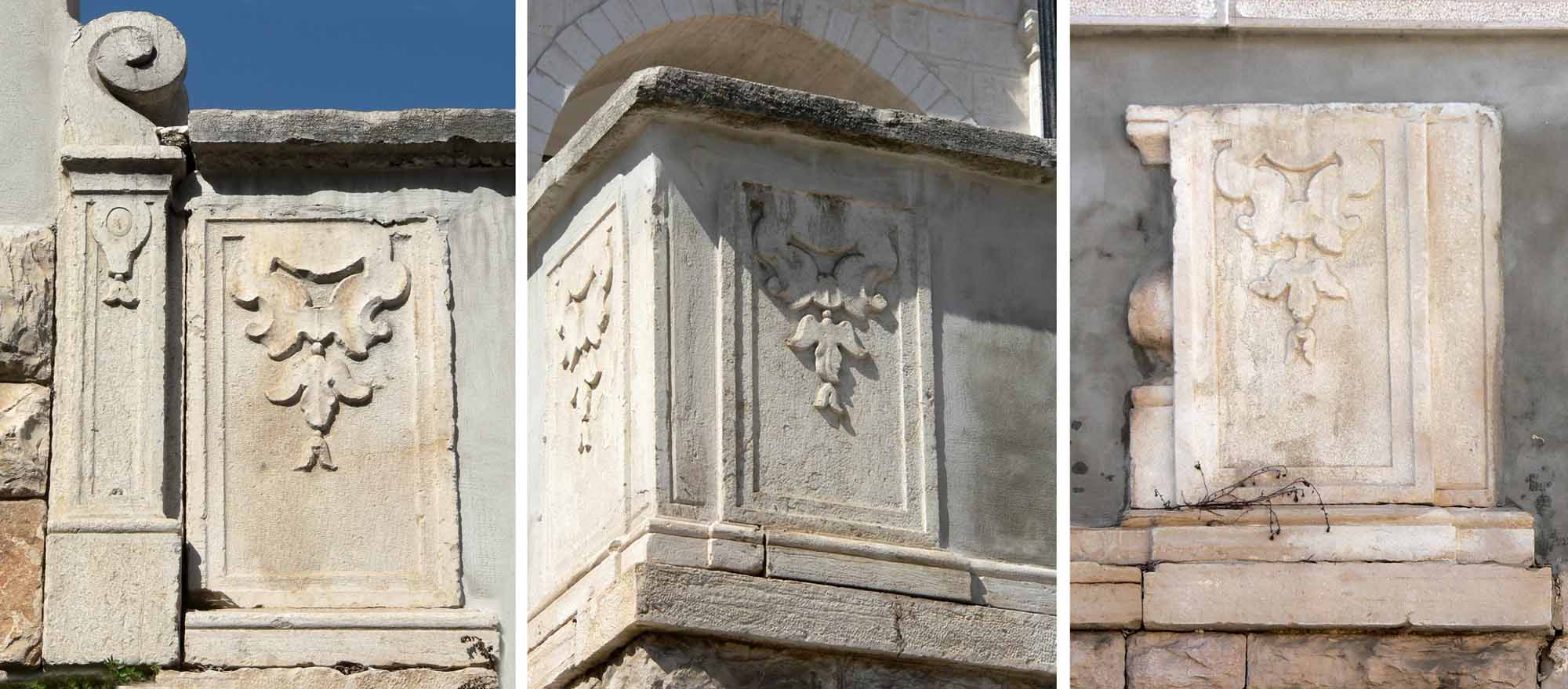 residui dell'antica balaustra che limitava la scalinata al Carmine