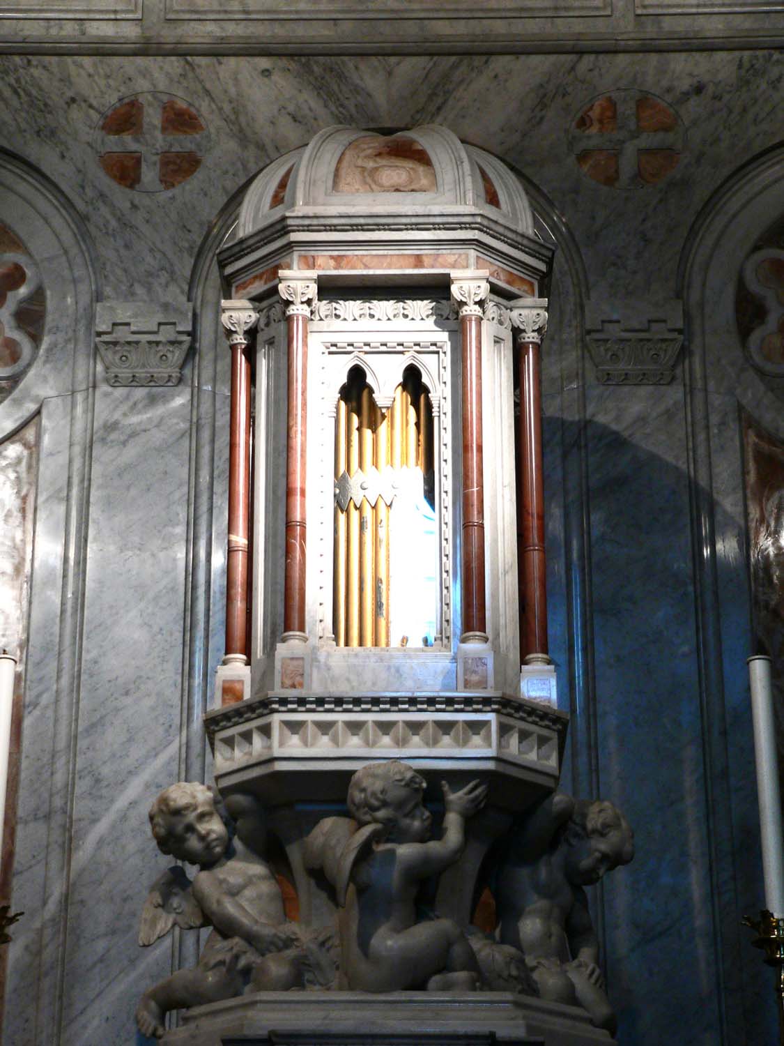 Cappella della Sacra Spina: urna della reliquia