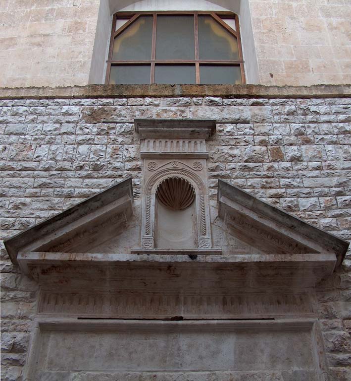 ingresso Est - portale murato