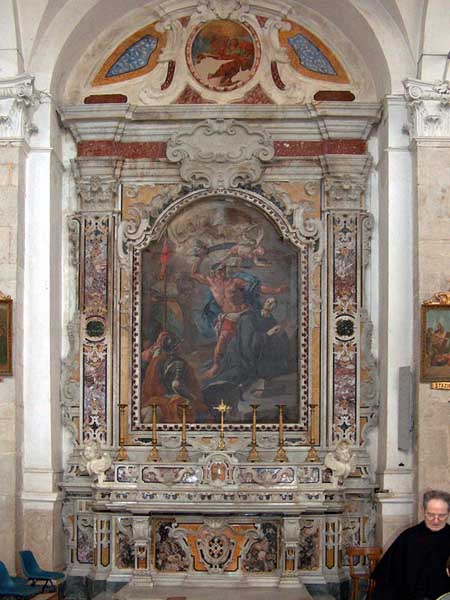 altare con la tela di San Placido