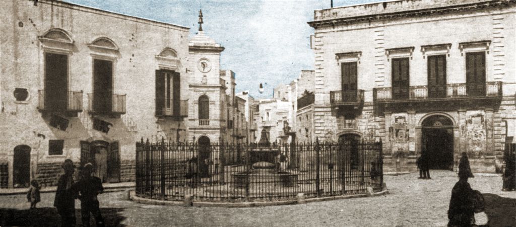 Largo Purgatorio (Piazza Porta La Barra) inizi '900