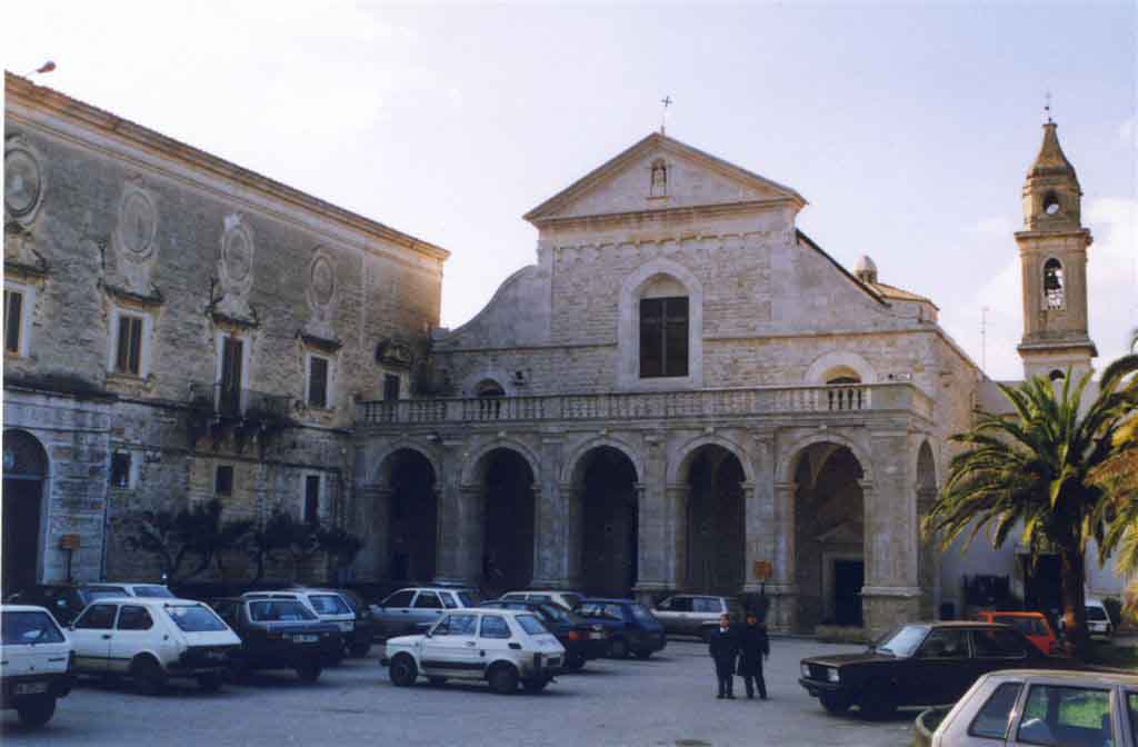 Visitare la Laura - Chiesa rupestre della Madonna dei Miracoli