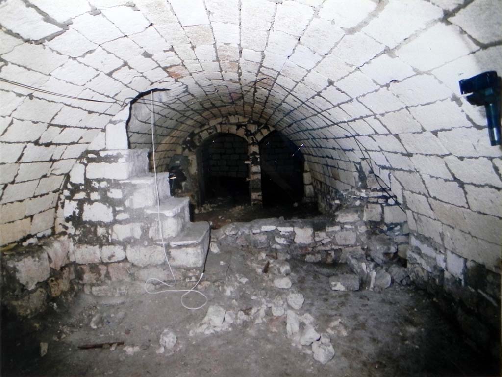 un ambiente del sepolcreto totterraneo della navata