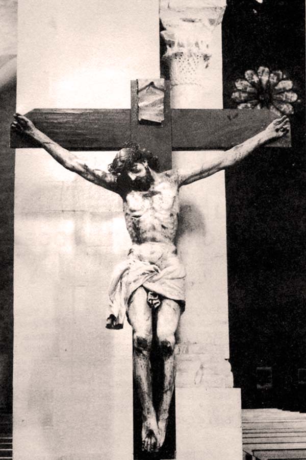 il crocifisso settecentesco, esposto nel 1986 in Cattedrale