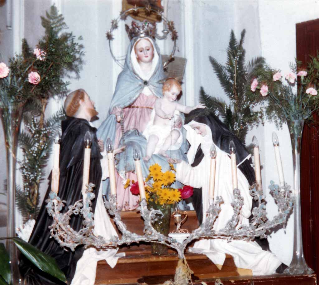 1980: esposizione statue della Madonna del Rosario tra S. Domenico e S. Caterina